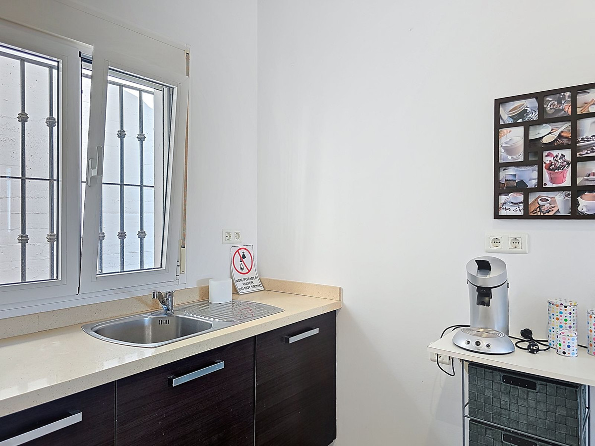 Te koop Vrijstaande Villa Costa Del Sol Arenas € 299.000,-