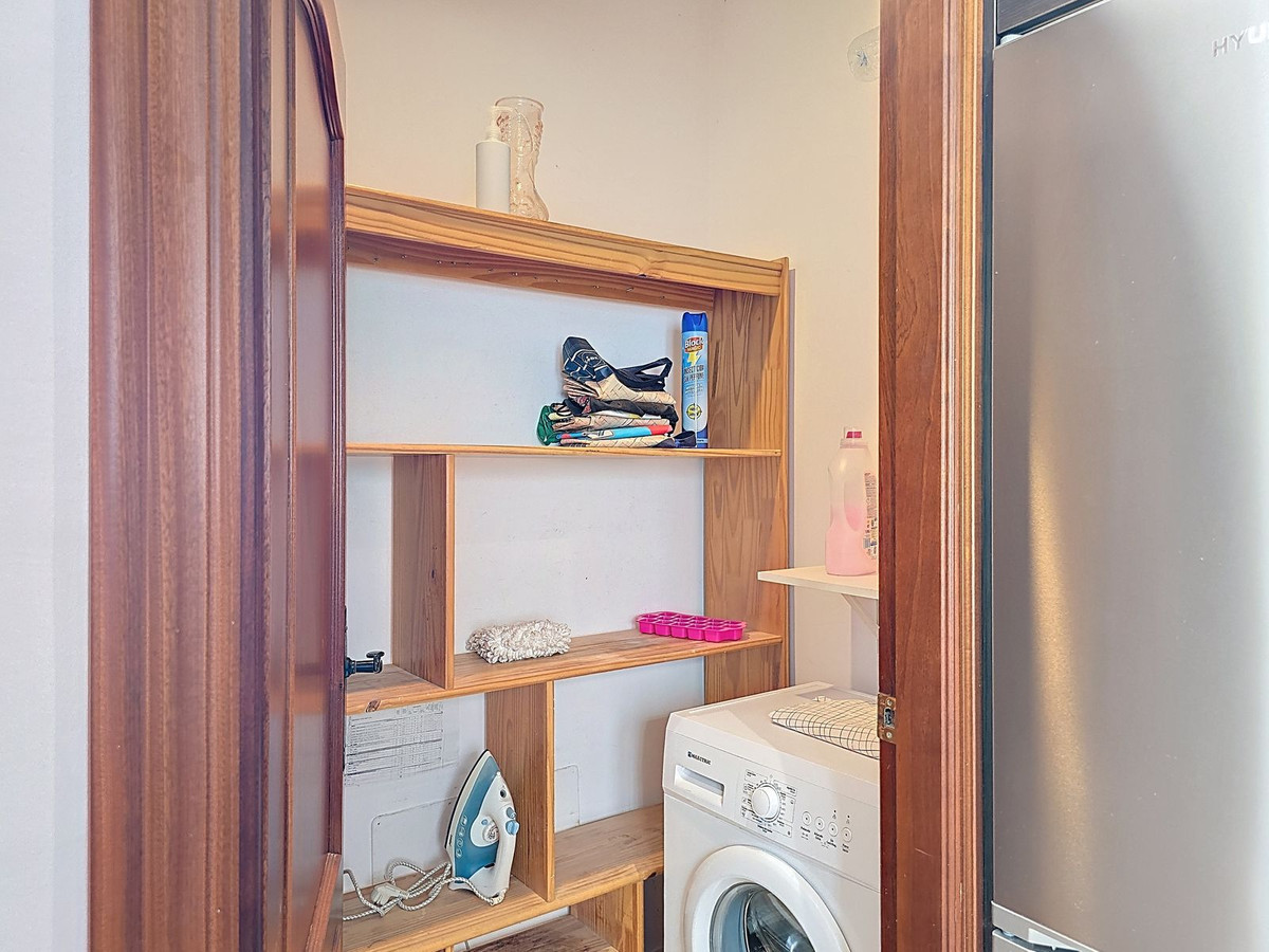 Te koop Vrijstaande Villa Costa Del Sol Arenas € 299.000,-