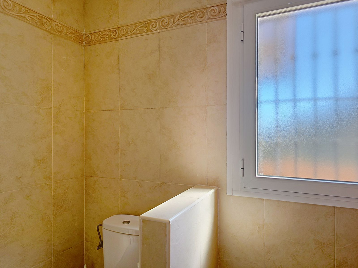 Te koop Vrijstaande Villa Costa Del Sol Arenas € 299.000,-