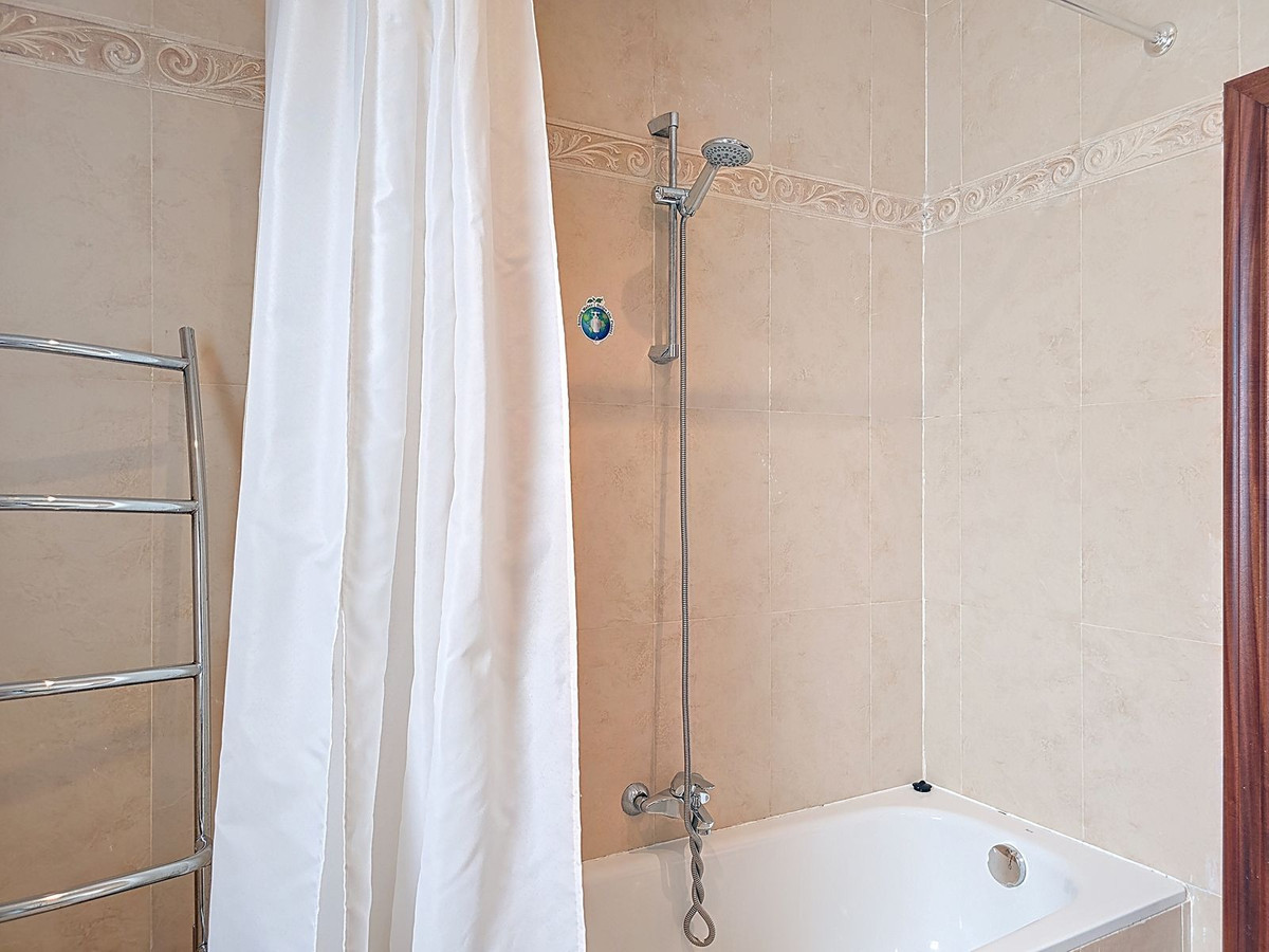 Te koop Vrijstaande Villa Costa Del Sol Arenas € 299.000,-