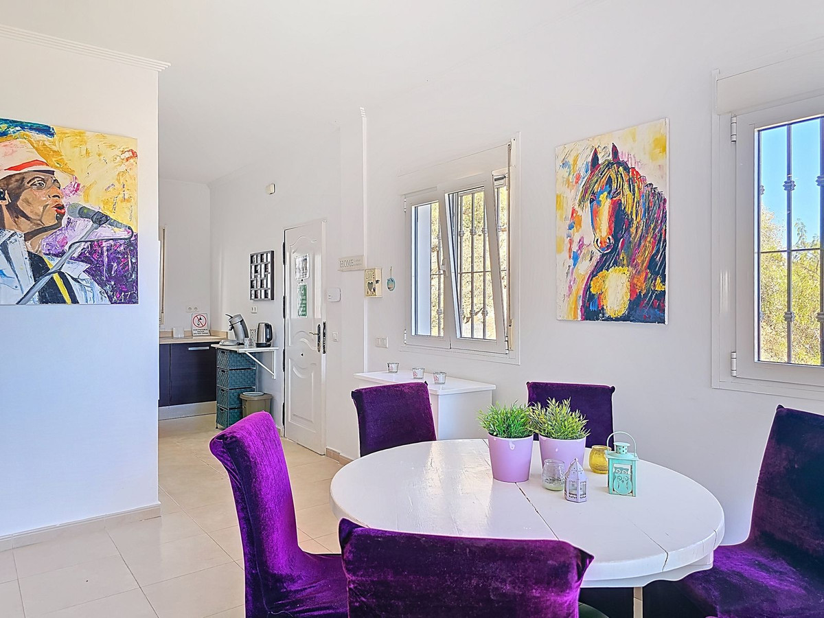 Te koop Vrijstaande Villa Costa Del Sol Arenas € 299.000,-