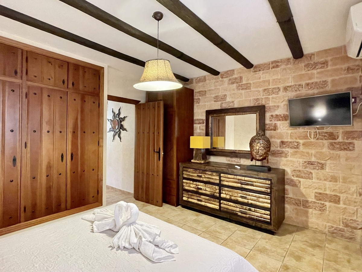 Te koop Vrijstaande Villa Costa Del Sol Frigiliana € 480.000,-