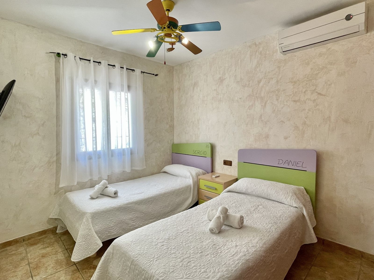 Te koop Vrijstaande Villa Costa Del Sol Frigiliana € 480.000,-