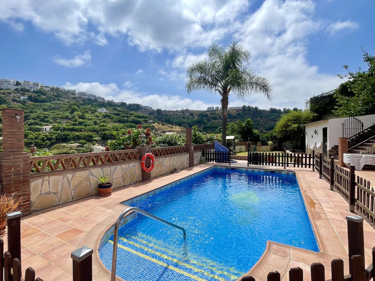 Te koop Vrijstaande Villa Costa Del Sol Frigiliana € 480.000,-