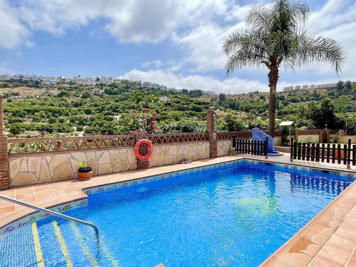 Te koop Vrijstaande Villa Costa Del Sol Frigiliana € 480.000,-