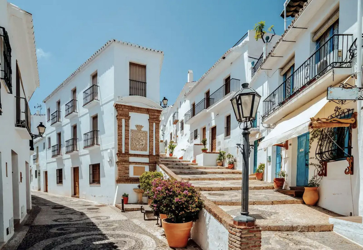 Te koop Vrijstaande Villa Costa Del Sol Frigiliana € 480.000,-