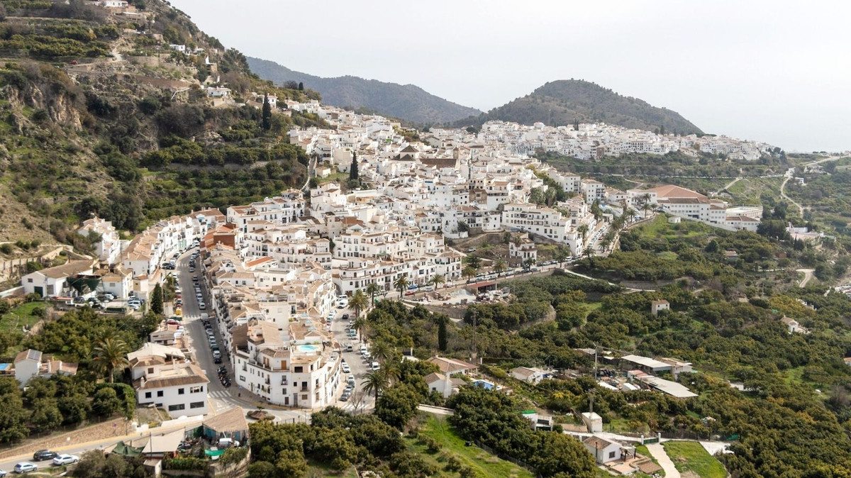 Te koop Vrijstaande Villa Costa Del Sol Frigiliana € 480.000,-