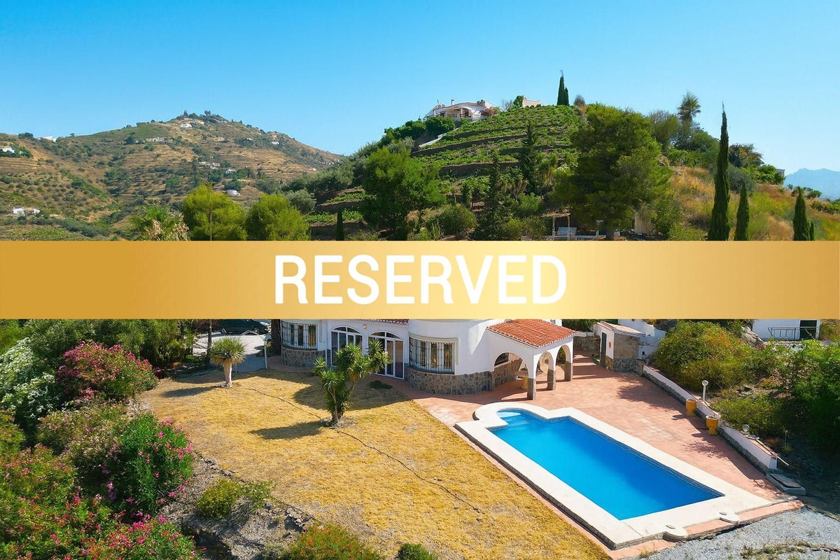 Te koop Vrijstaande Villa Costa Del Sol Cómpeta € 420.000,-