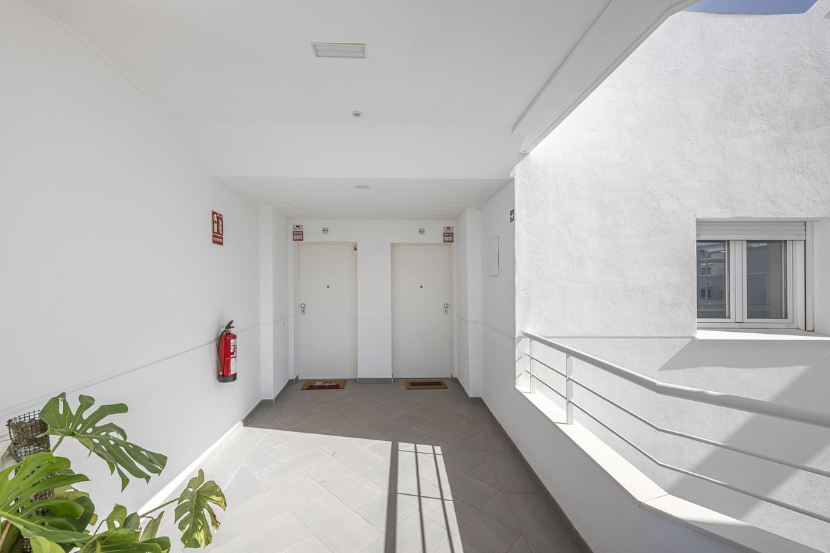 Te koop Middle Floor Apartment Costa Del Sol Rincón De La Victoria € 474.000,-