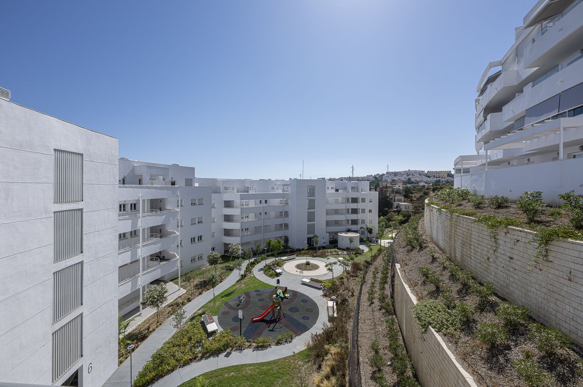 Te koop Middle Floor Apartment Costa Del Sol Rincón De La Victoria € 474.000,-