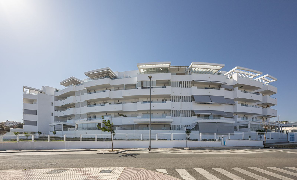 Te koop Middle Floor Apartment Costa Del Sol Rincón De La Victoria € 474.000,-