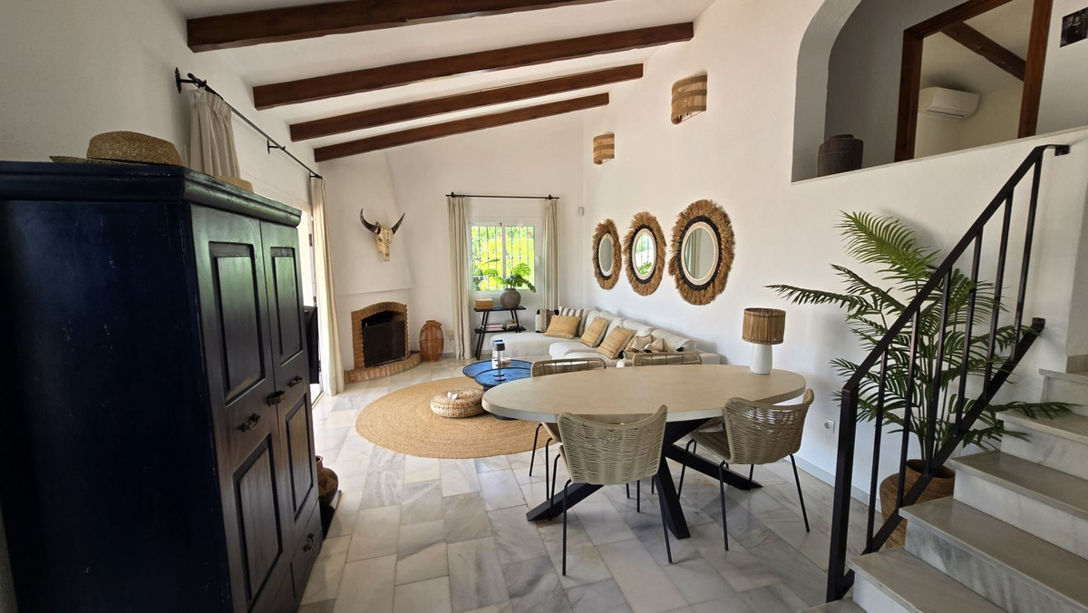 Te koop Vrijstaande Villa Costa Del Sol Cerros Del Aguila € 849.000,-