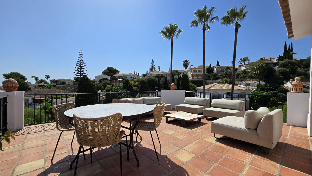 Te koop Vrijstaande Villa Costa Del Sol Cerros Del Aguila € 849.000,-