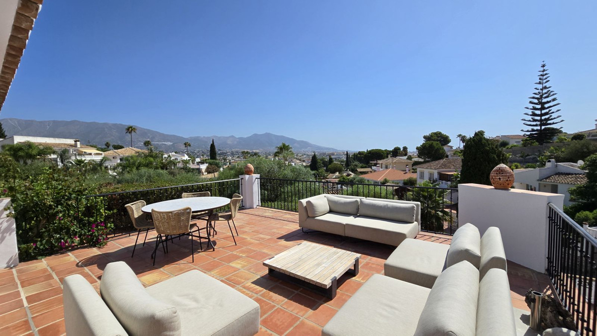 Te koop Vrijstaande Villa Costa Del Sol Cerros Del Aguila € 849.000,-