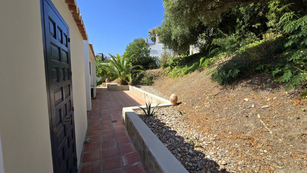 Te koop Vrijstaande Villa Costa Del Sol Cerros Del Aguila € 849.000,-