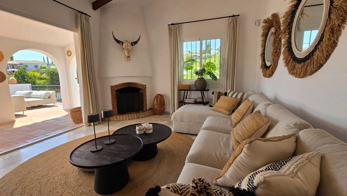 Te koop Vrijstaande Villa Costa Del Sol Cerros Del Aguila € 849.000,-