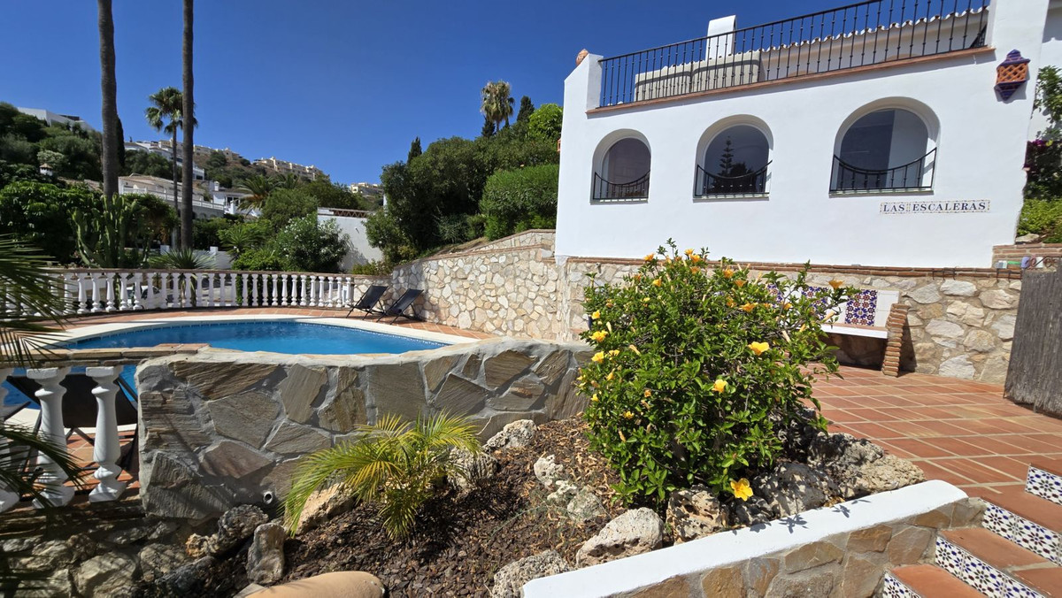 Te koop Vrijstaande Villa Costa Del Sol Cerros Del Aguila € 849.000,-