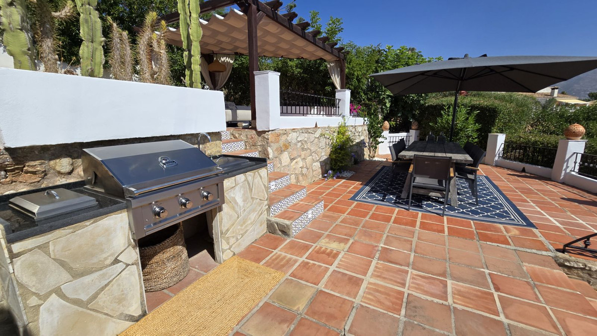 Te koop Vrijstaande Villa Costa Del Sol Cerros Del Aguila € 849.000,-