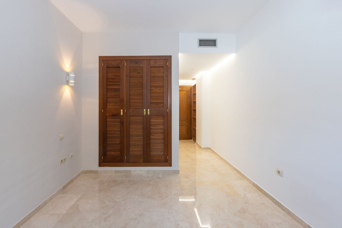 Te koop Gelijkvloers appartement Costa Del Sol Los Monteros € 540.000,-