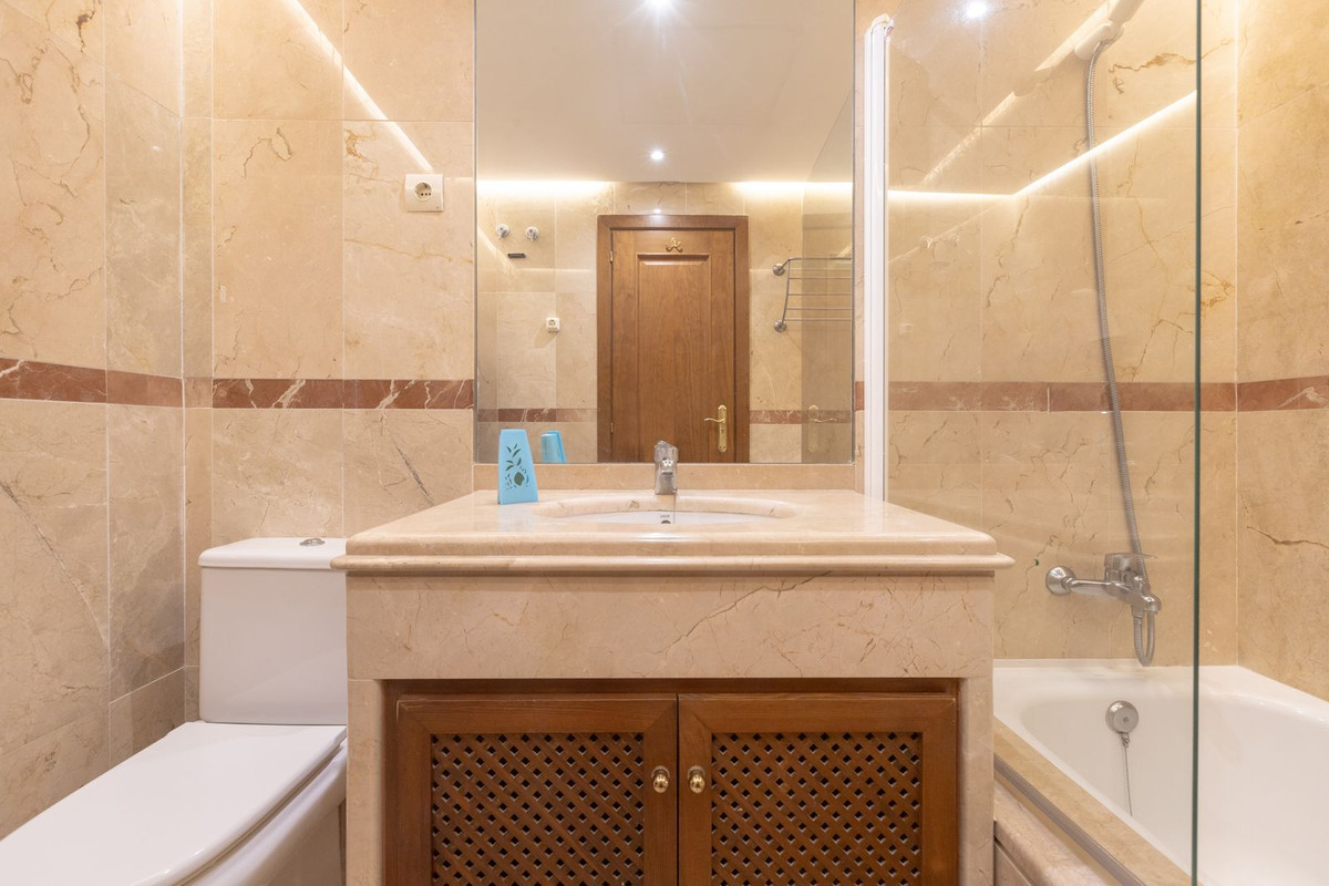 Te koop Gelijkvloers appartement Costa Del Sol Los Monteros € 540.000,-