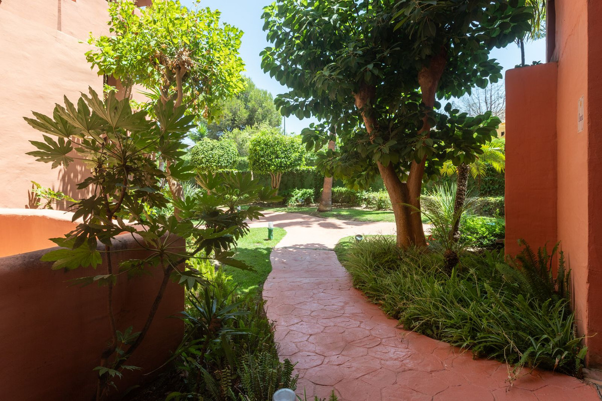 Te koop Gelijkvloers appartement Costa Del Sol Los Monteros € 540.000,-