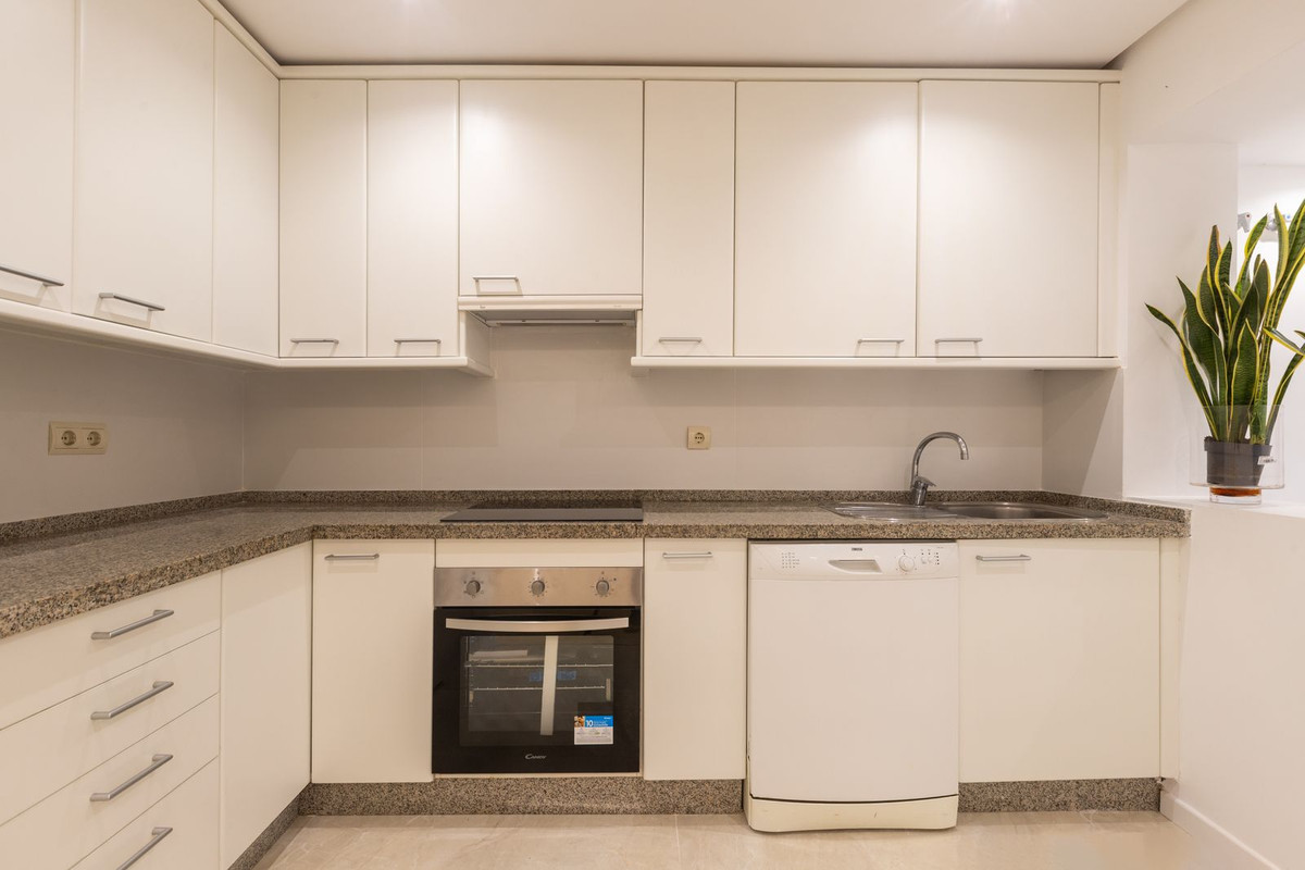 Te koop Gelijkvloers appartement Costa Del Sol Los Monteros € 540.000,-