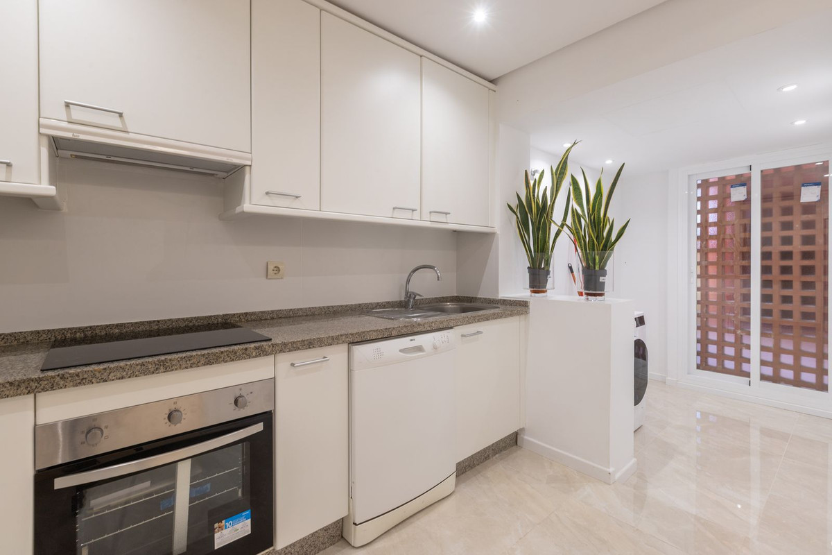 Te koop Gelijkvloers appartement Costa Del Sol Los Monteros € 540.000,-