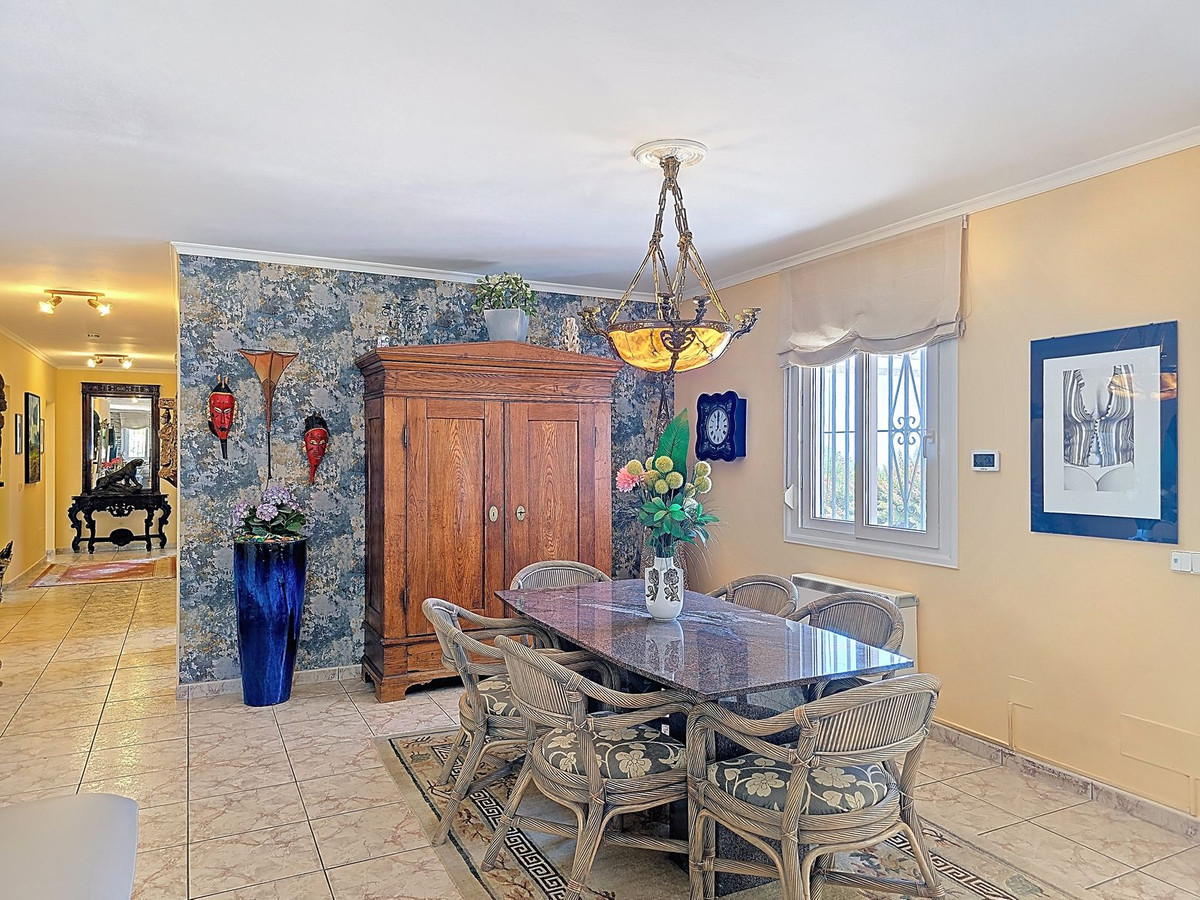 Te koop Vrijstaande Villa Costa Del Sol Arenas € 495.000,-