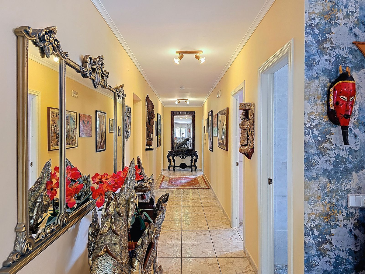 Te koop Vrijstaande Villa Costa Del Sol Arenas € 495.000,-