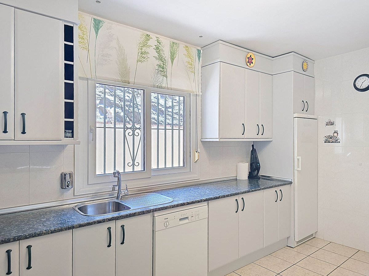 Te koop Vrijstaande Villa Costa Del Sol Arenas € 495.000,-