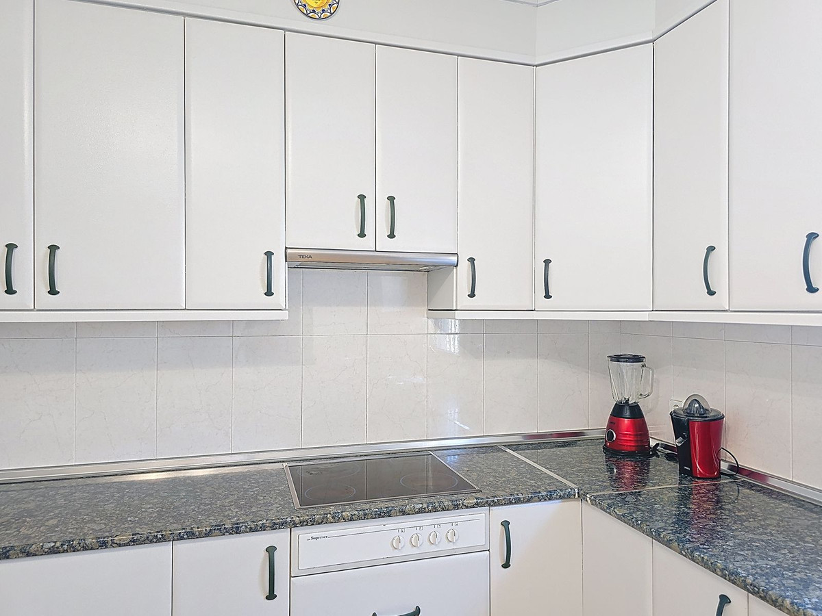 Te koop Vrijstaande Villa Costa Del Sol Arenas € 495.000,-