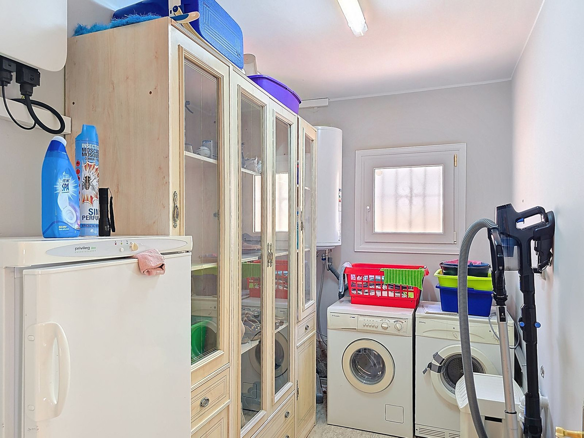 Te koop Vrijstaande Villa Costa Del Sol Arenas € 495.000,-