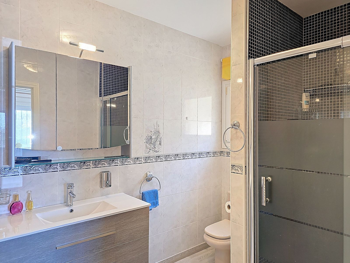 Te koop Vrijstaande Villa Costa Del Sol Arenas € 495.000,-