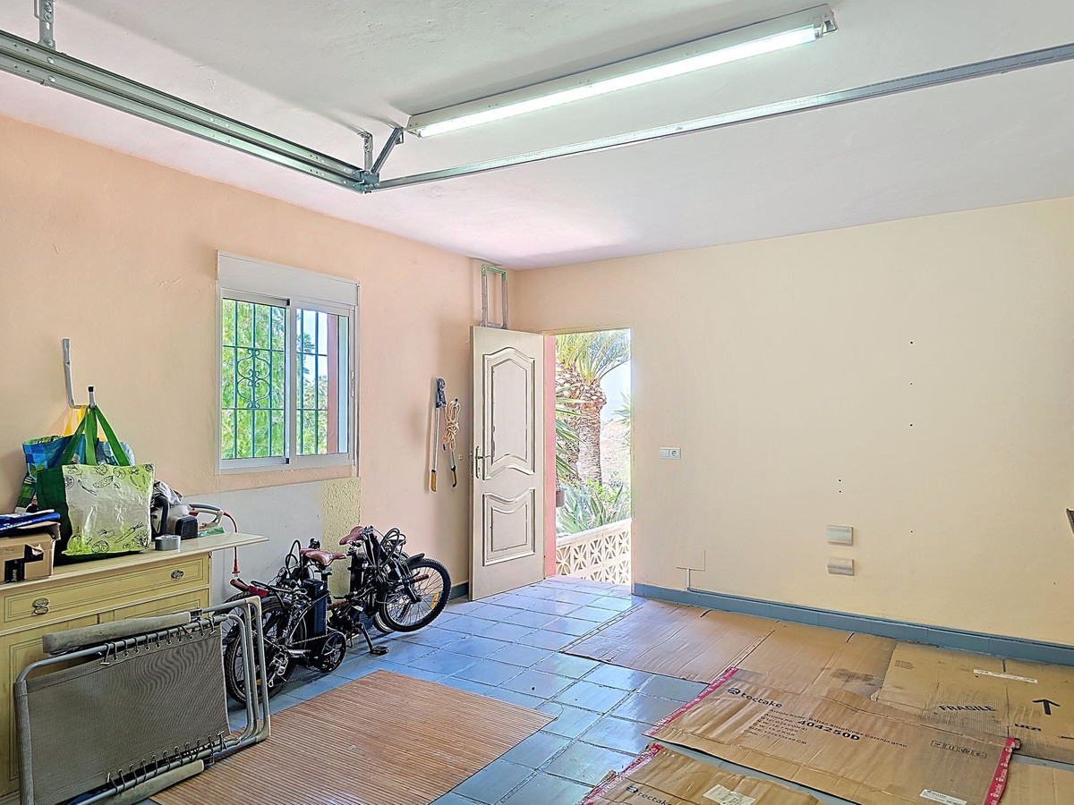 Te koop Vrijstaande Villa Costa Del Sol Arenas € 495.000,-