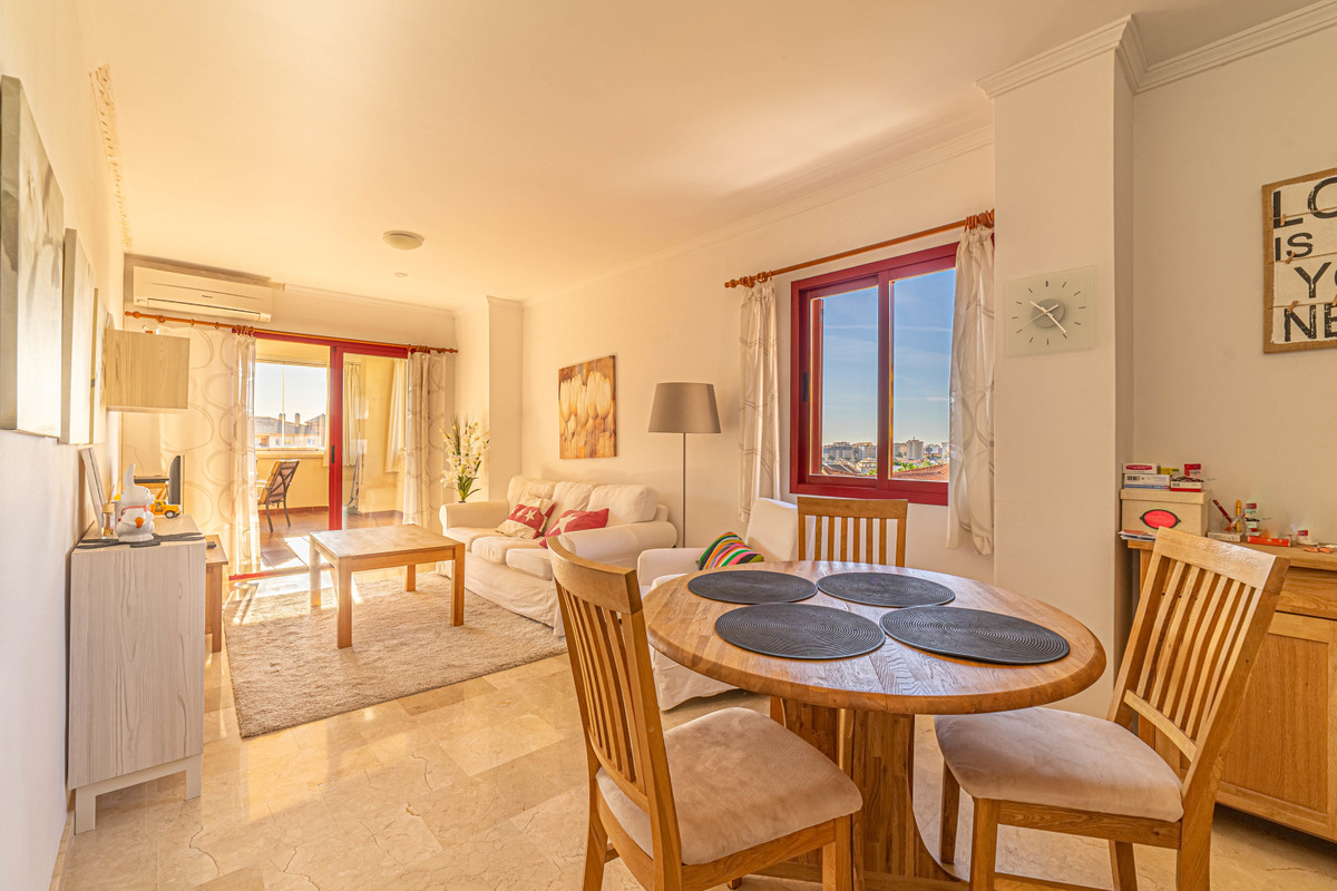 Te koop Middle Floor Apartment Costa Del Sol Los Pacos € 299.000,-