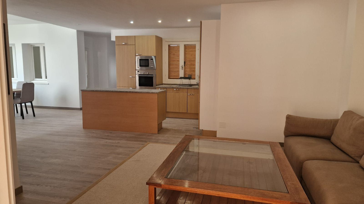 Te koop Middle Floor Apartment Costa Del Sol Nueva Andalucía € 395.000,-