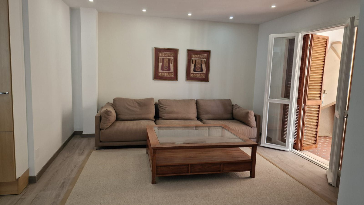 Te koop Middle Floor Apartment Costa Del Sol Nueva Andalucía € 395.000,-