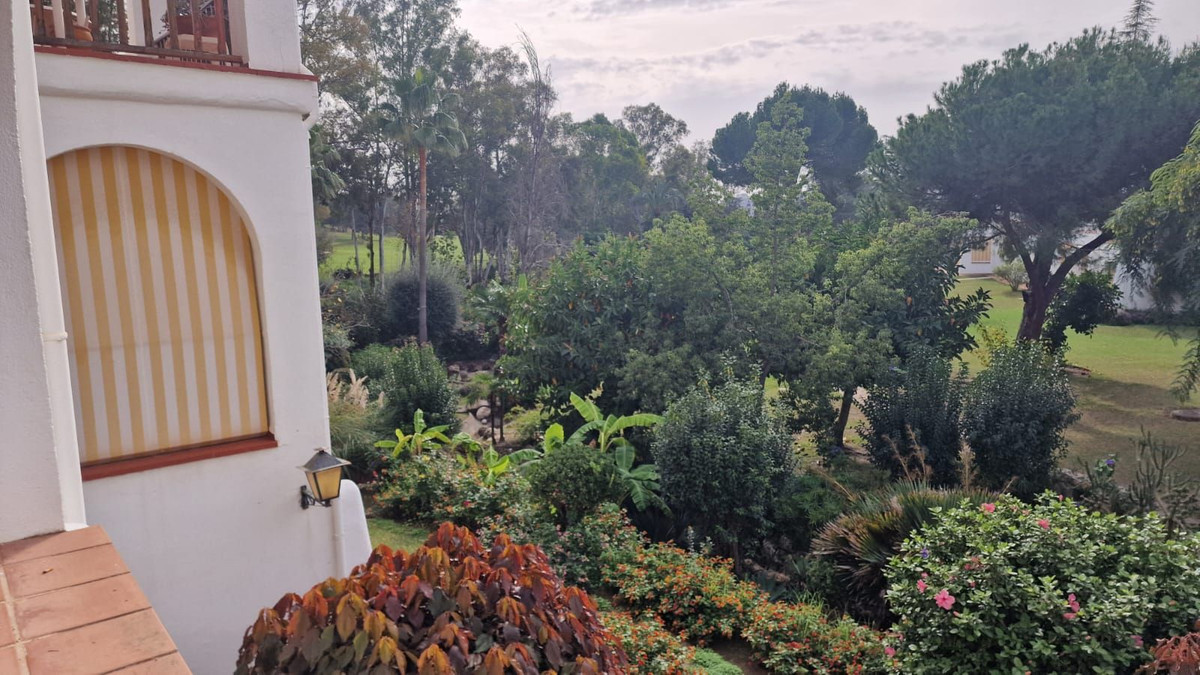 Te koop Middle Floor Apartment Costa Del Sol Nueva Andalucía € 395.000,-