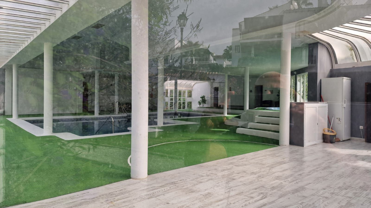 Te koop Middle Floor Apartment Costa Del Sol Nueva Andalucía € 395.000,-