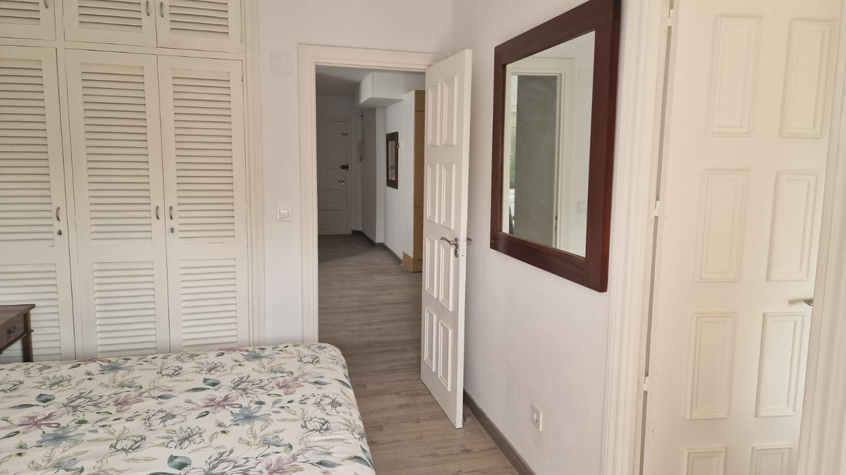Te koop Middle Floor Apartment Costa Del Sol Nueva Andalucía € 395.000,-