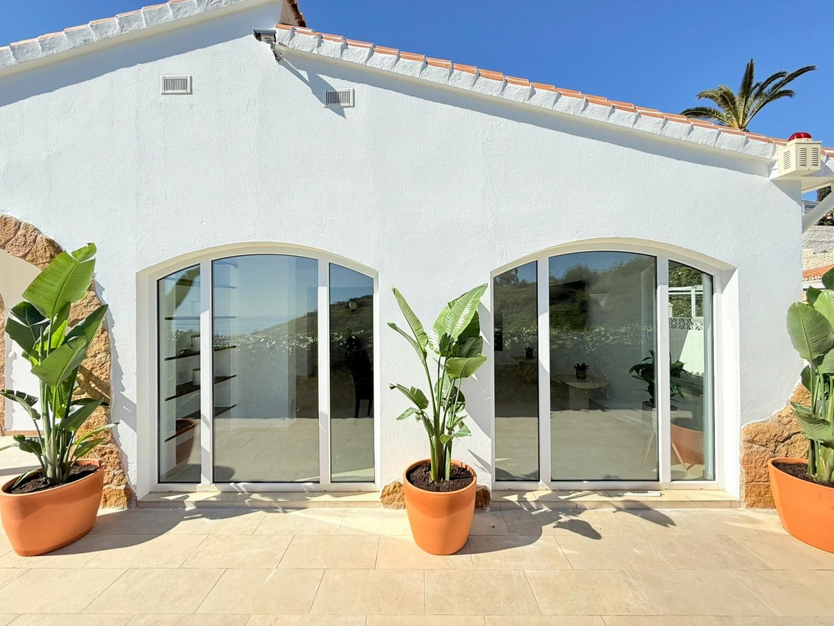Te koop Vrijstaande Villa Costa Del Sol Torrox Costa € 475.000,-