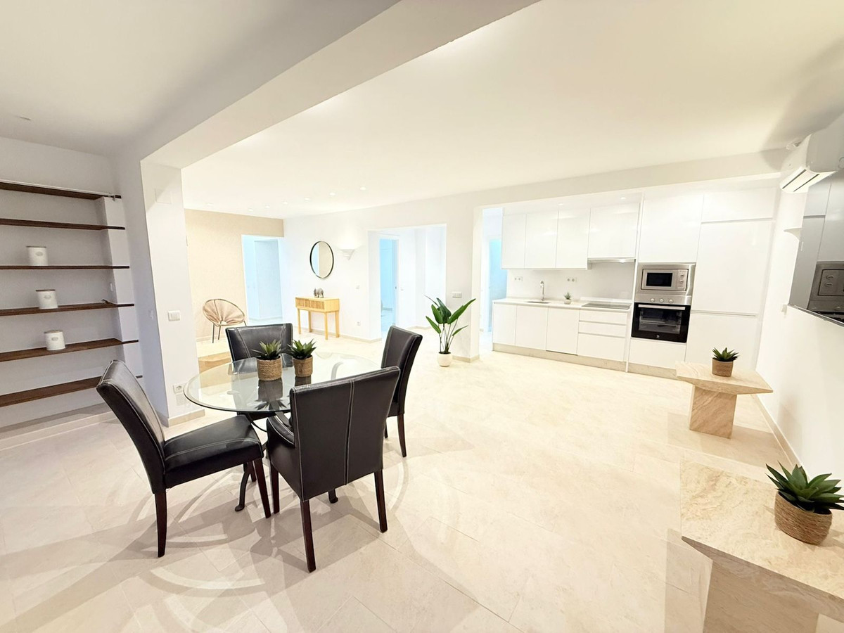 Te koop Vrijstaande Villa Costa Del Sol Torrox Costa € 475.000,-