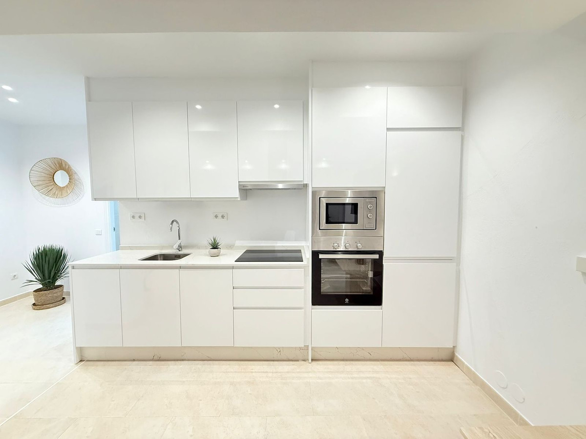 Te koop Vrijstaande Villa Costa Del Sol Torrox Costa € 475.000,-