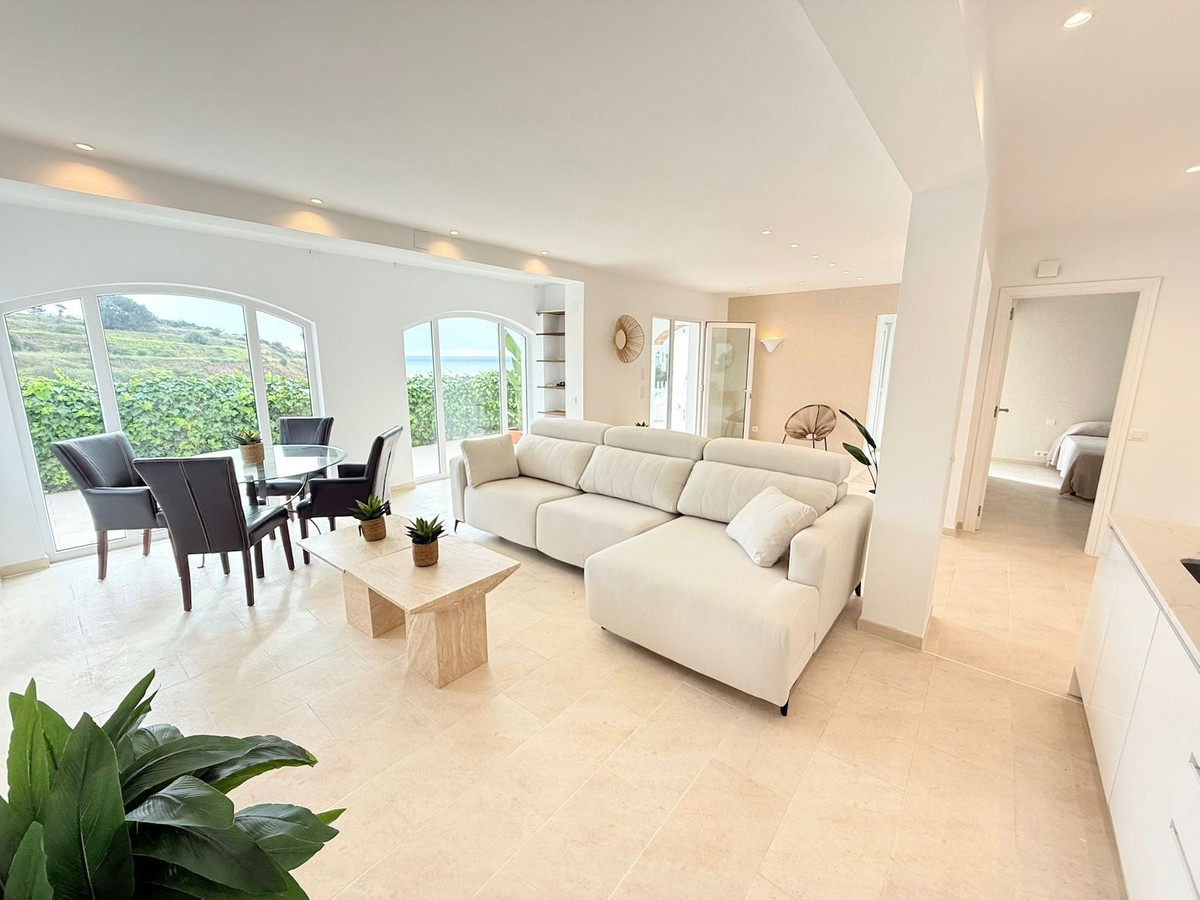 Te koop Vrijstaande Villa Costa Del Sol Torrox Costa € 475.000,-