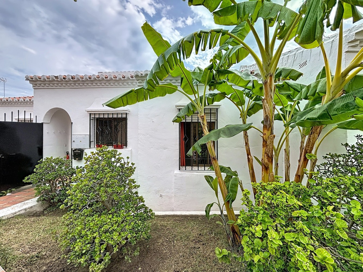 Te koop Half vrijstaand huis Costa Del Sol Nerja € 295.000,-
