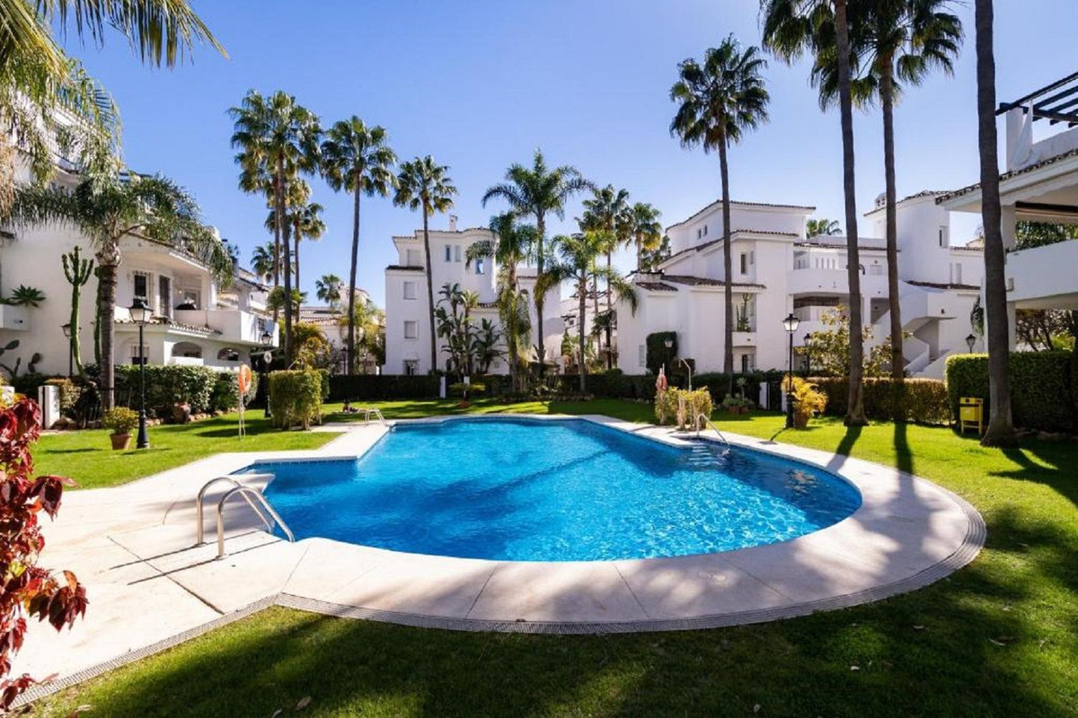 Te koop Penthouse Duplex Costa Del Sol Nueva Andalucía € 390.000,-