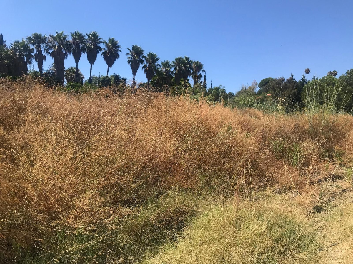 Te koop Grond Costa Del Sol Estepona € 1.280.000,-