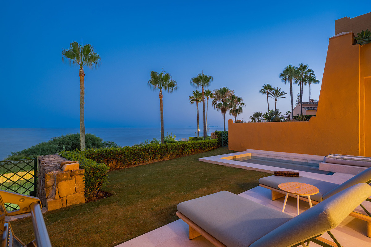 Te koop Gelijkvloers appartement Costa Del Sol Estepona € 3.995.000,-