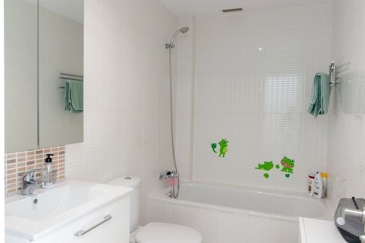 Te koop Herenhuis Costa Del Sol Torrox Costa € 360.000,-