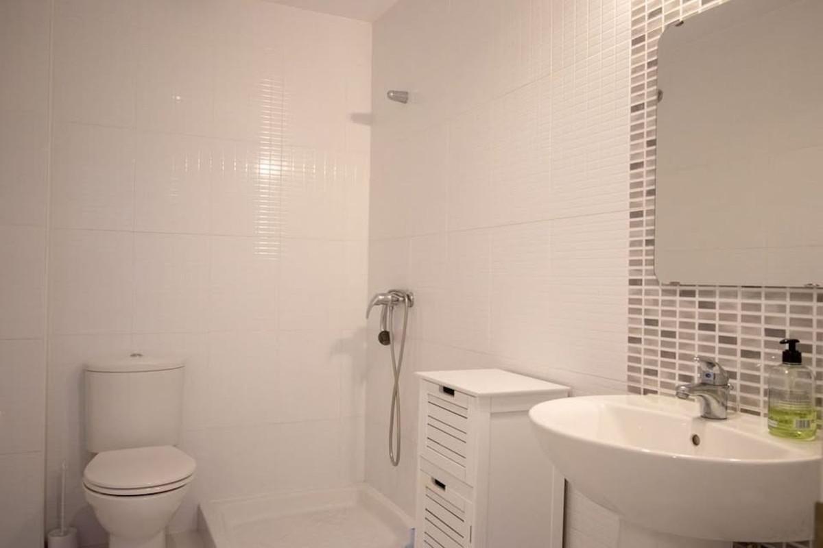 Te koop Herenhuis Costa Del Sol Torrox Costa € 360.000,-